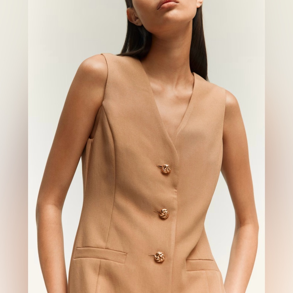 H&M Sleeveless V-Neck Midi Dress in Camel